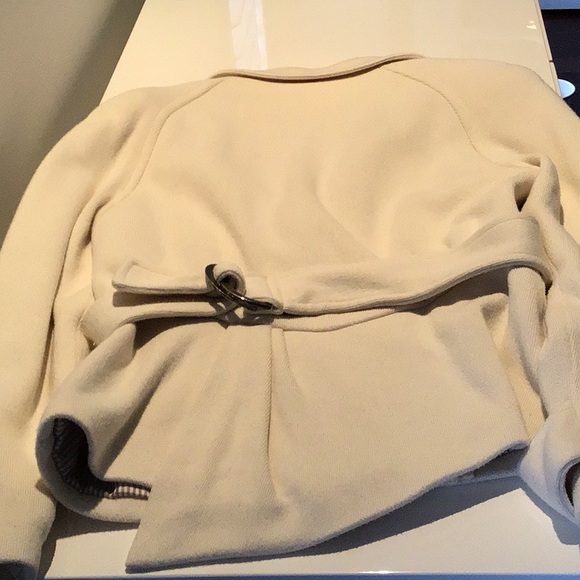 Buttons detail jackets - Picture 4 of 4